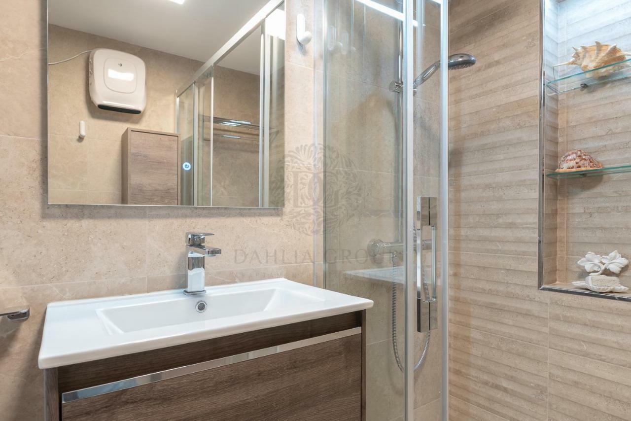 El Faro Beach Apartment By Dahlia Group Εστεπόνα Εξωτερικό φωτογραφία